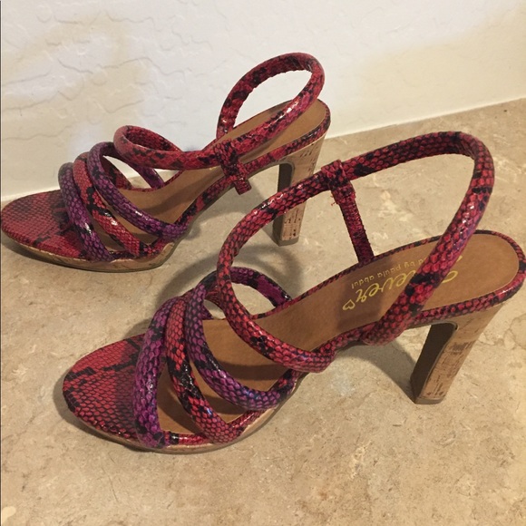 Red Purple Black Shoes Size 7 - Picture 6 of 8